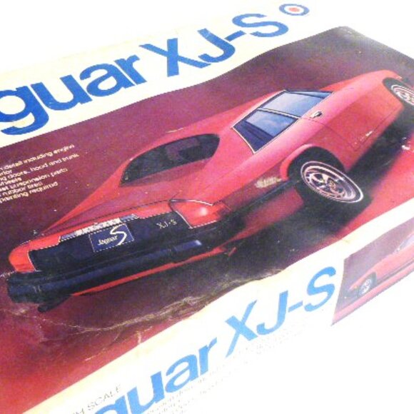 RARE Entex Jaguar XJ-S 1/16 Scale Model Kit Japan Precision Detail Diecast Model - Picture 2 of 16